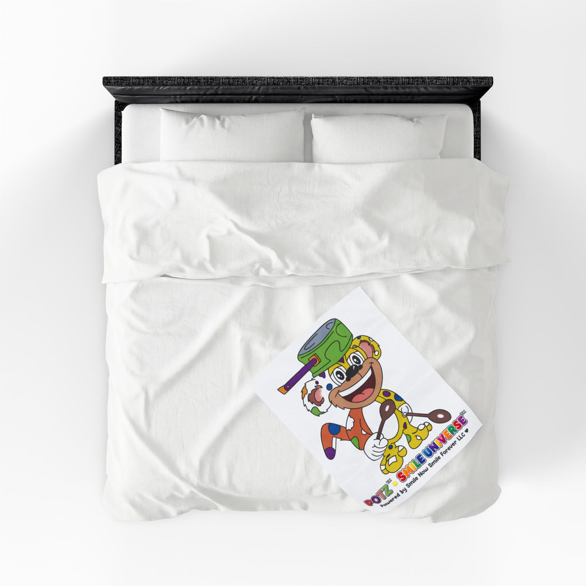 Potz™ Velveteen Plush Blanket – Playful Graphic Throw | Smile Universe Collection